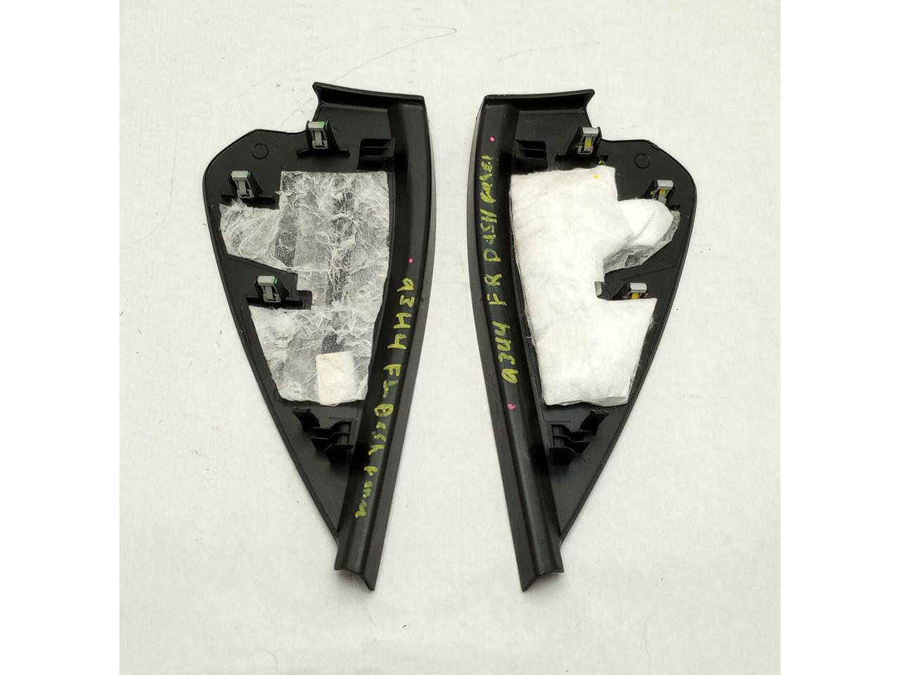 Alfa Romeo Giulia Pair Of Dashboard End Caps