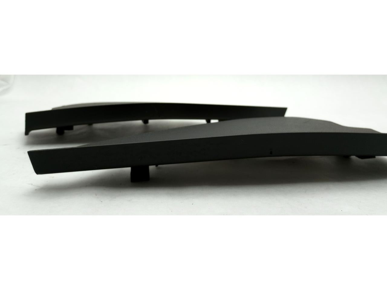 Alfa Romeo Giulia Pair Of Dashboard End Caps