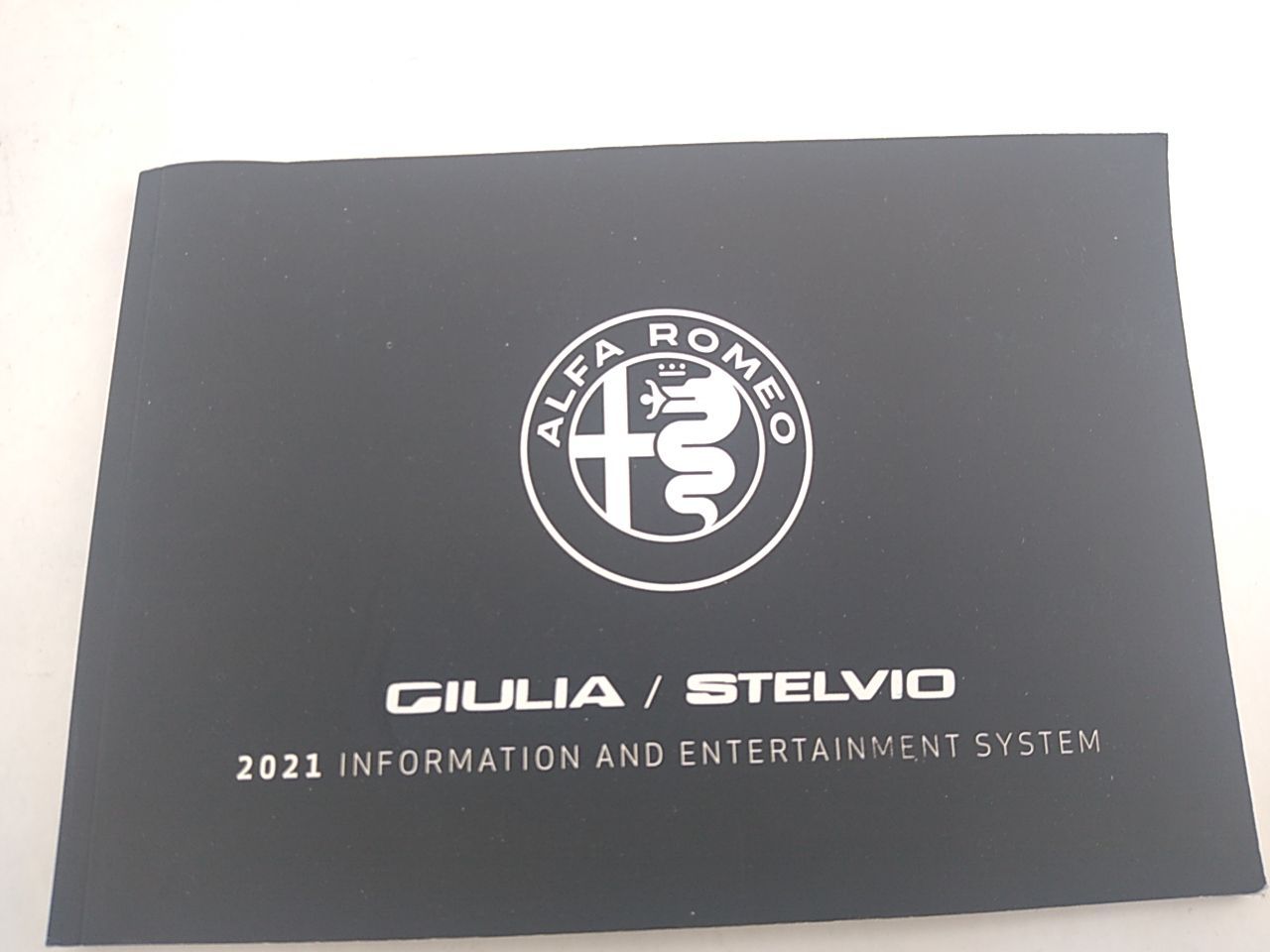 Alfa Romeo Giulia Owners Portfolio Manual Booklet