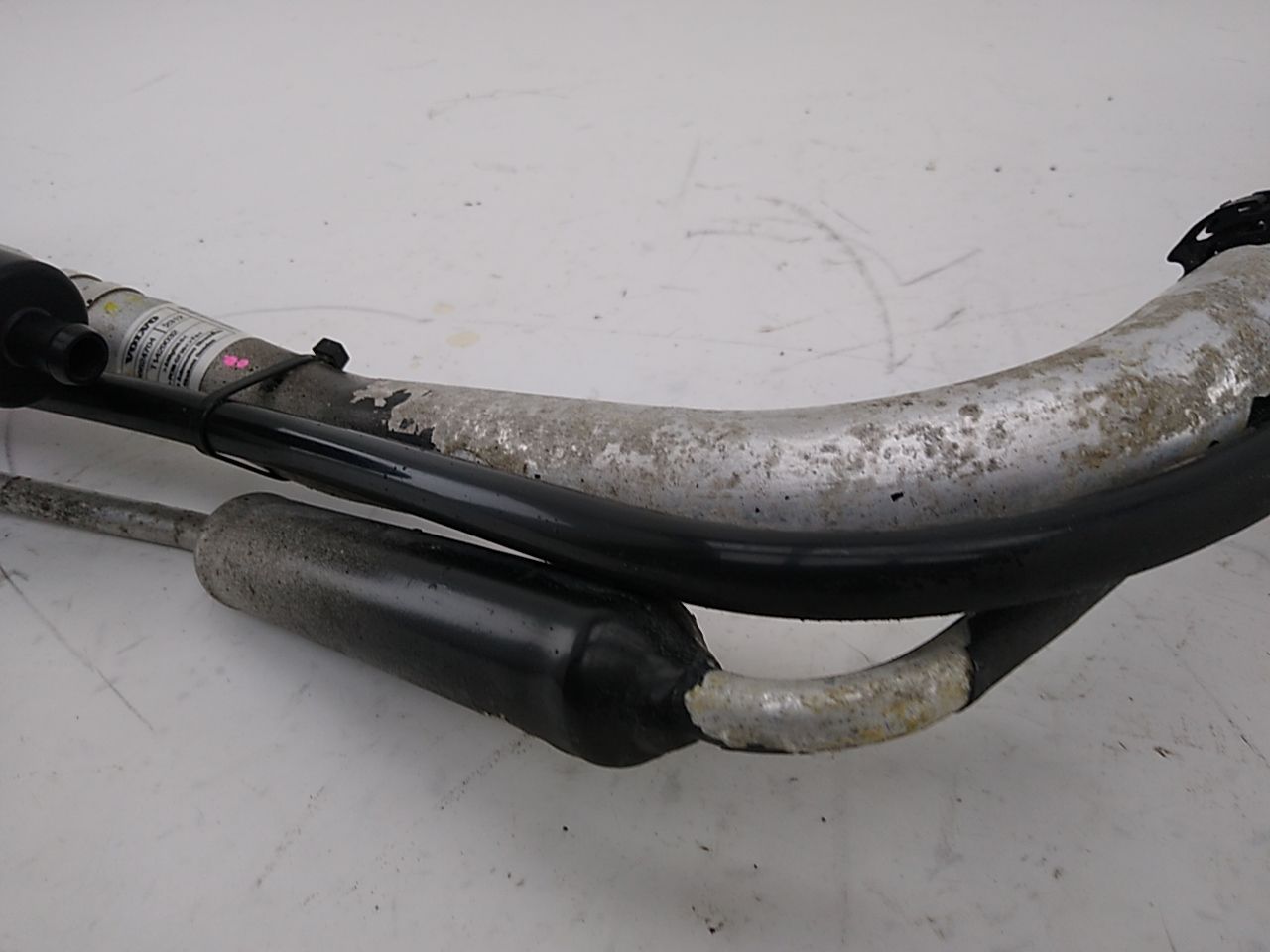 Volvo V70 Fuel Filler Neck