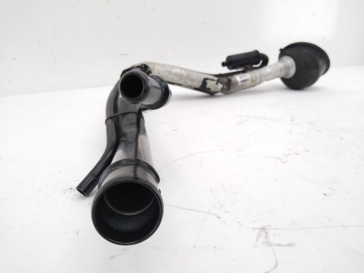 Volvo V70 Fuel Filler Neck