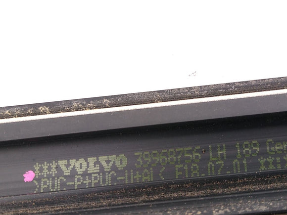 Volvo V70 Set Of Front And Rear Window Seal Mouldings