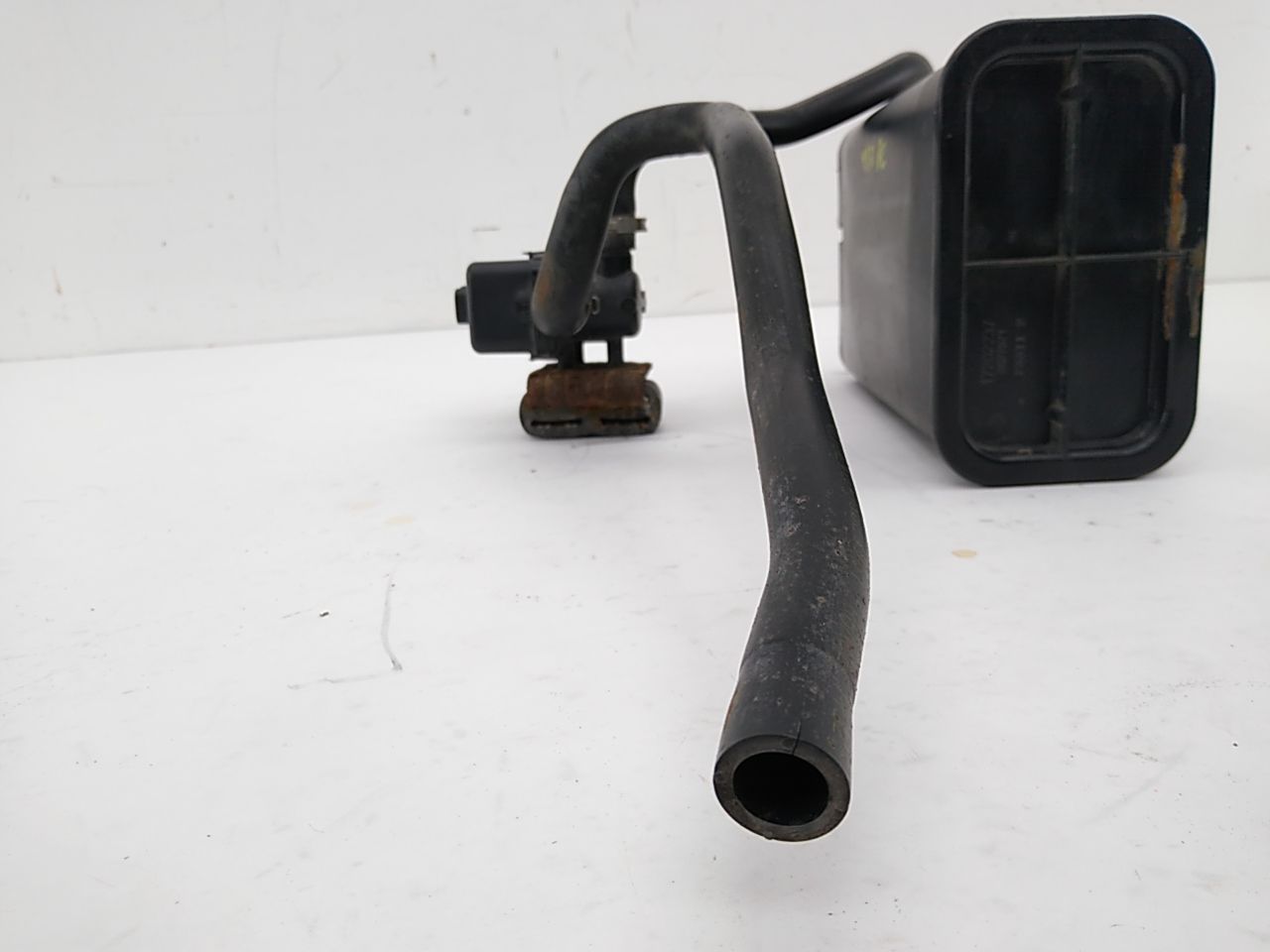 Volvo V70 Fuel Vapor Charcoal Canister