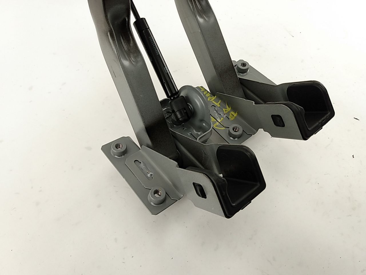 Alfa Romeo Giulia Pair Of Rear Trunk Lid Hinges