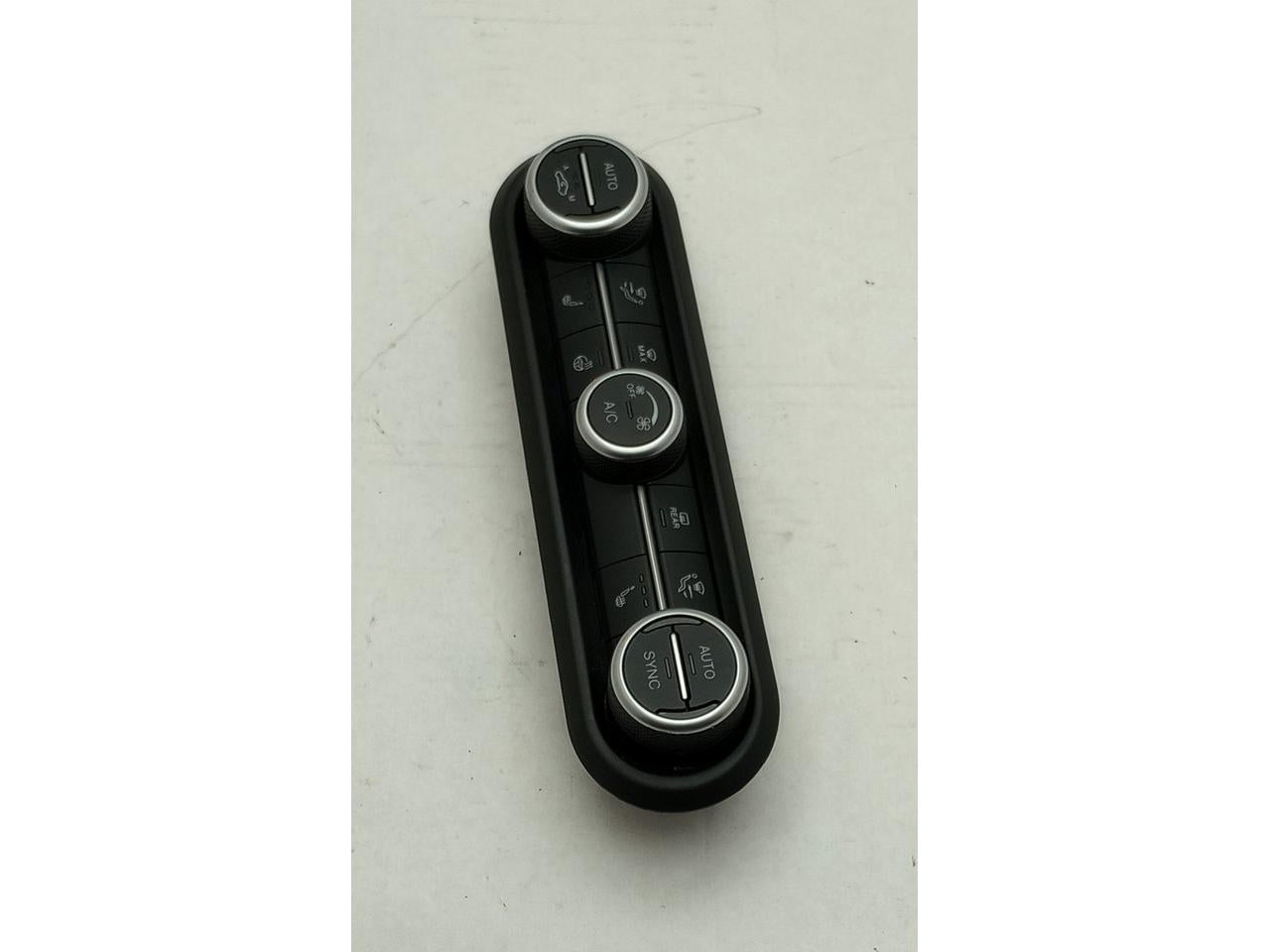 Alfa Romeo Giulia HVAC Climate Control Switch