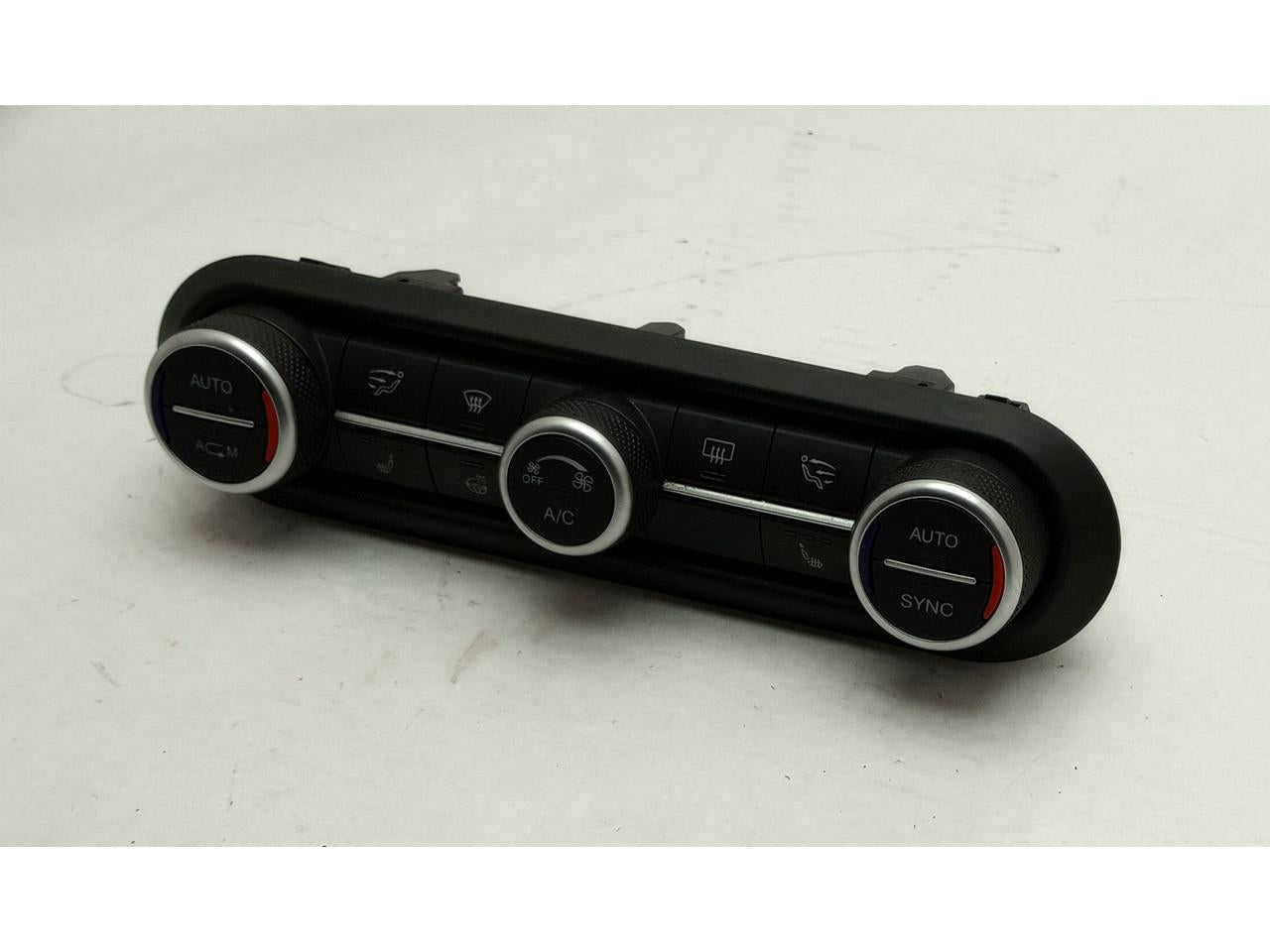 Alfa Romeo Giulia HVAC Climate Control Switch