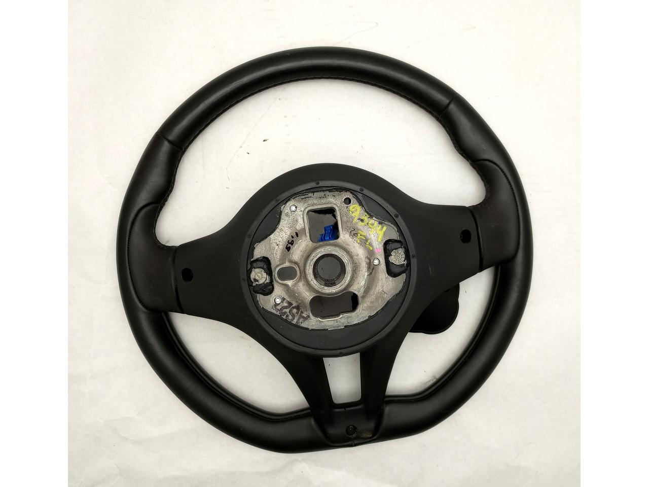 Alfa Romeo Giulia Steering Wheel