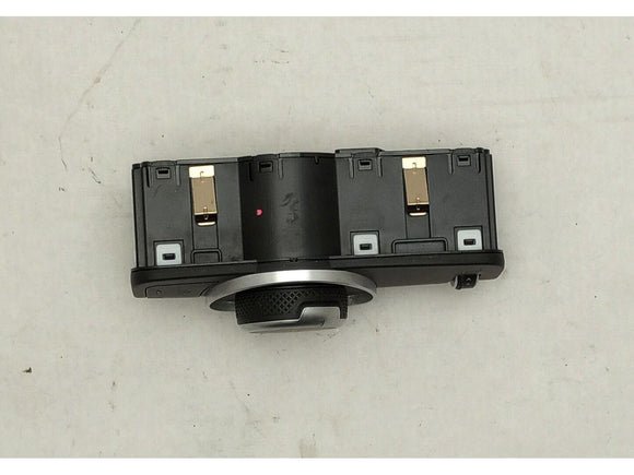 Alfa Romeo Giulia Headlight Switch Control
