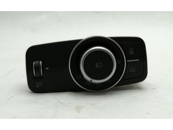 Alfa Romeo Giulia Headlight Switch Control