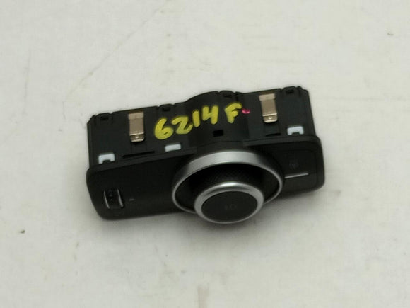 Alfa Romeo Giulia Headlight Switch Control