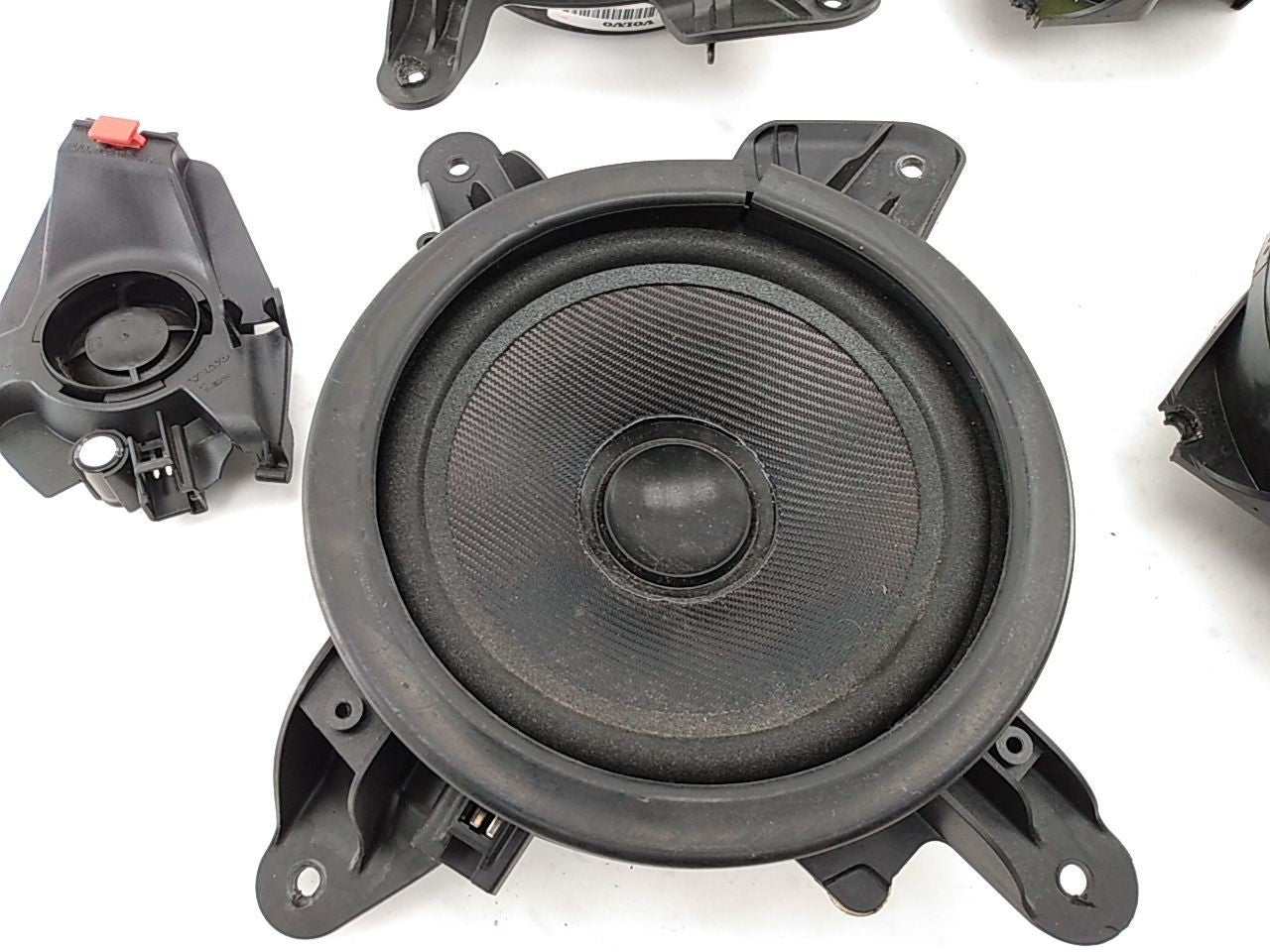 Volvo V70 Set Of 6 Speakers