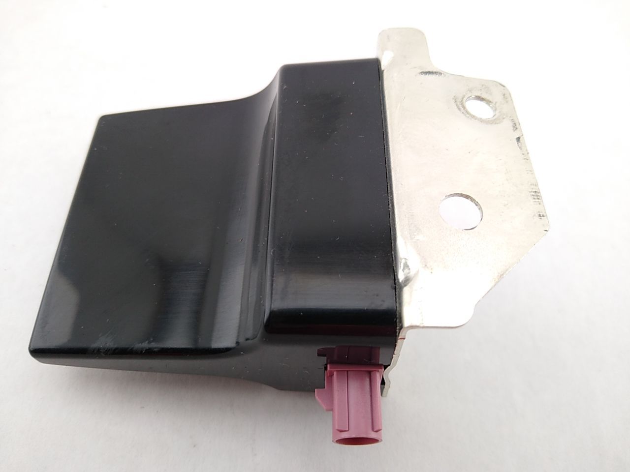 Alfa Romeo Giulia Satellite Antenna Control Module