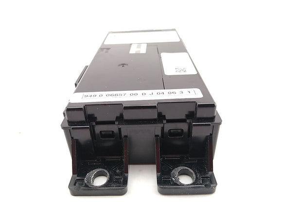 Alfa Romeo Giulia Radio Antenna Telematics Control Module