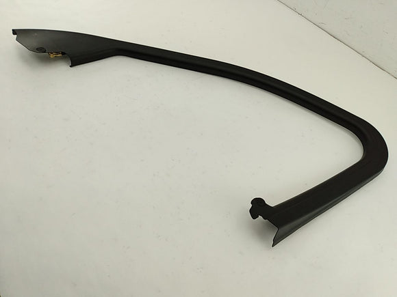 Alfa Romeo Giulia Passenger Right Front Door Window Frame Trim