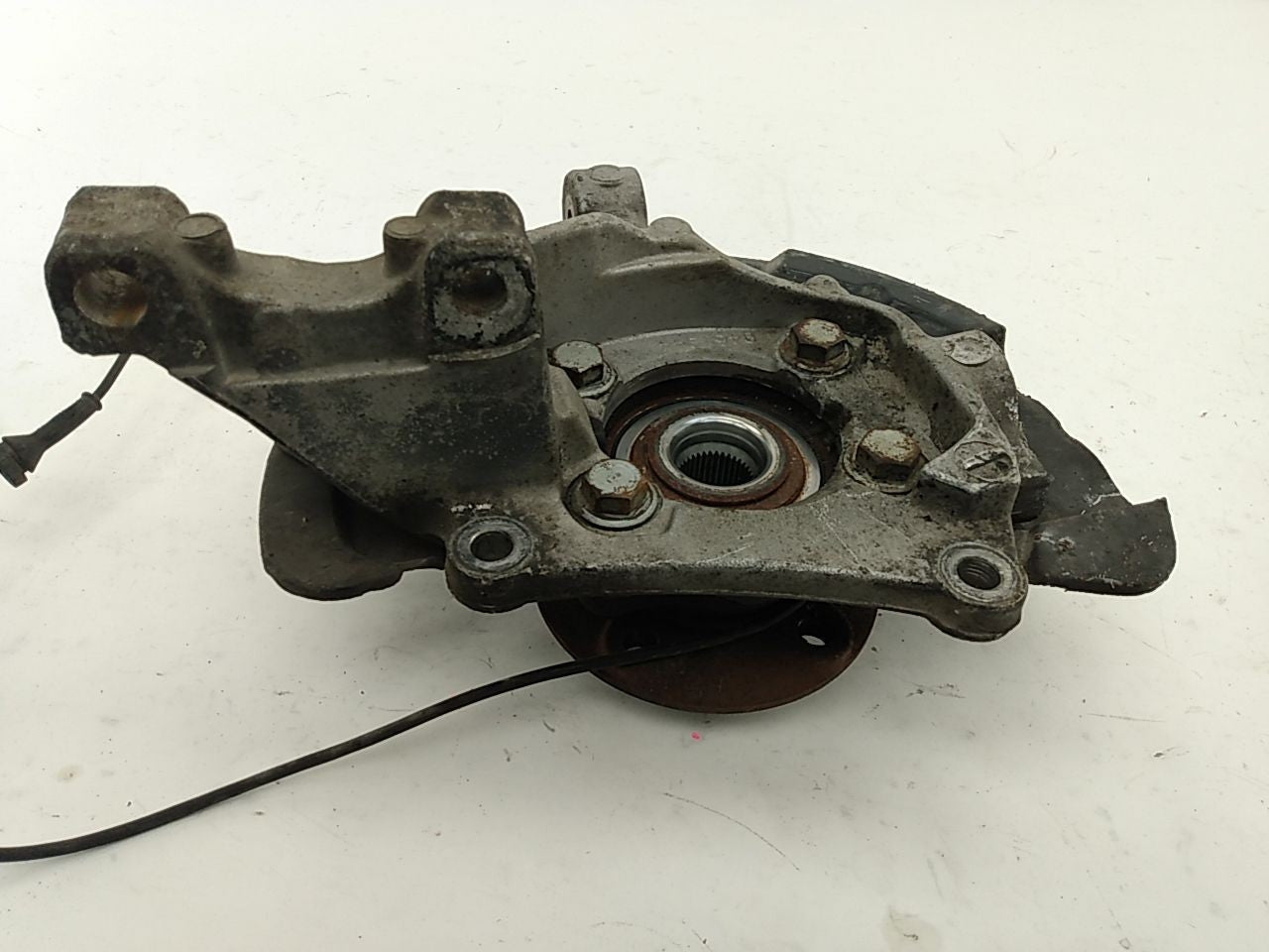 Volvo V70 Passenger Right Front Spindle Knucke Hub