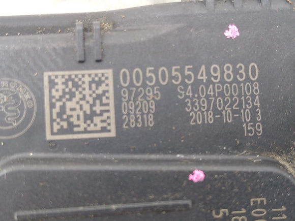 Alfa Romeo Giulia Front Windshield Wiper Transmission And Motor