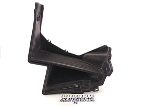 Alfa Romeo Giulia Passenger Right Front Air Cleaner Intake Duck Cover