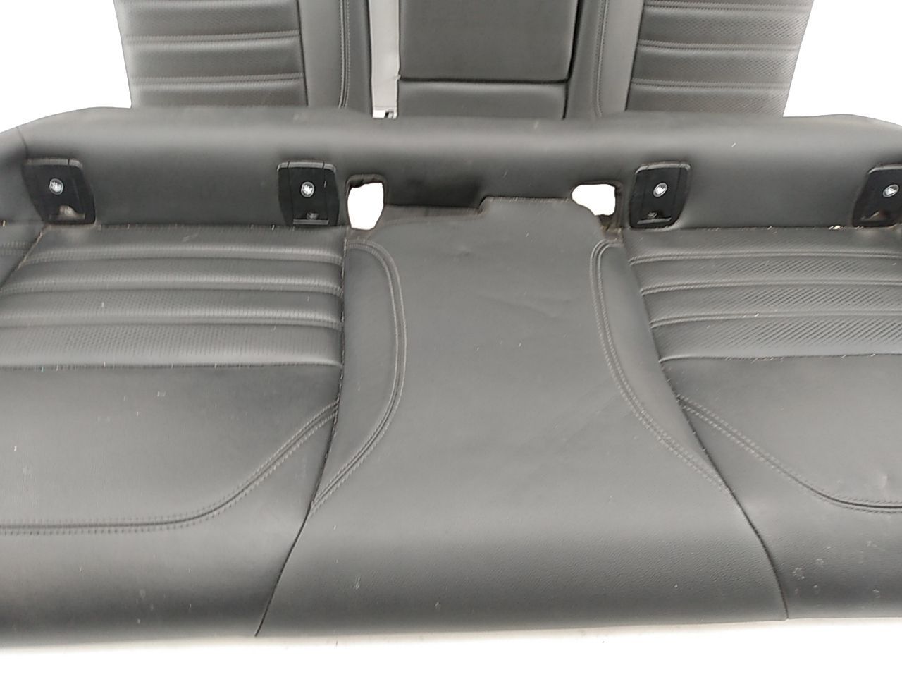 Alfa Romeo Giulia Set Of Rear Seats | Playground PAR
