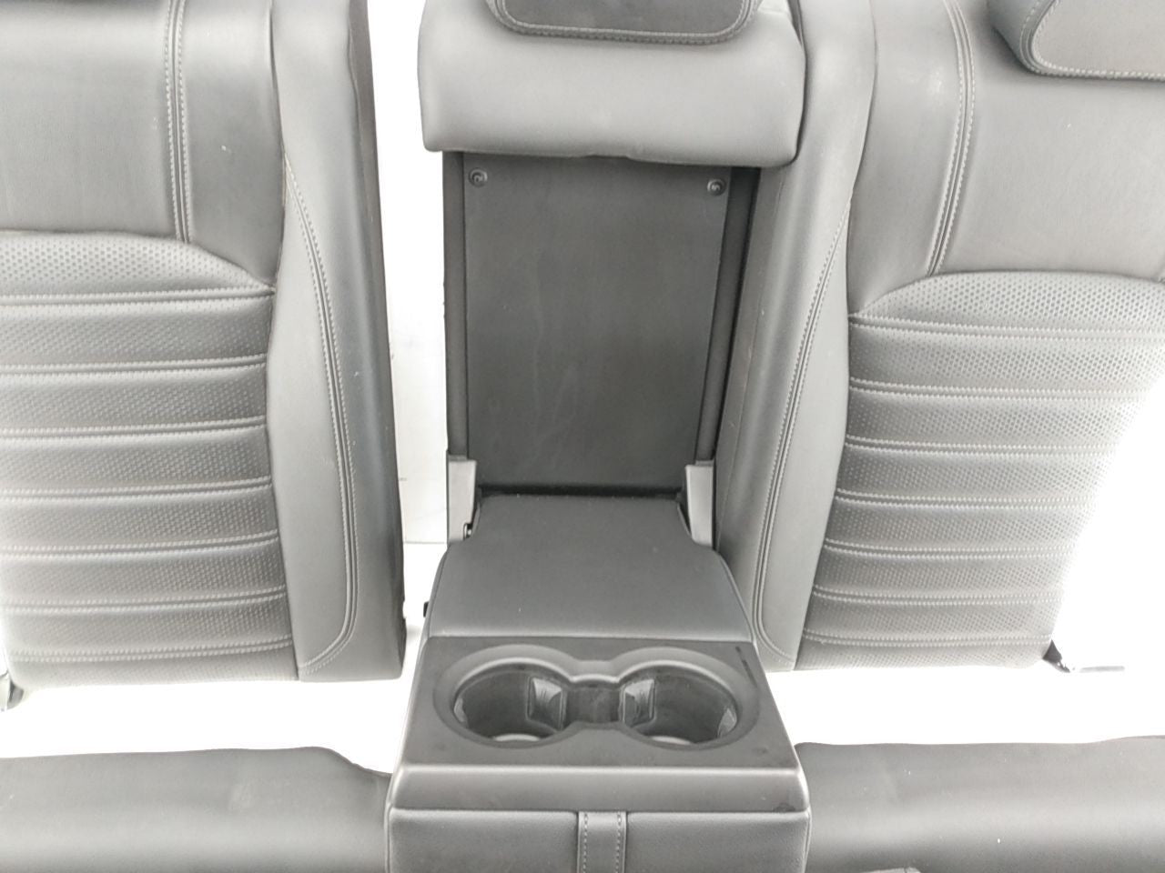 Alfa Romeo Giulia Set Of Rear Seats | Playground PAR