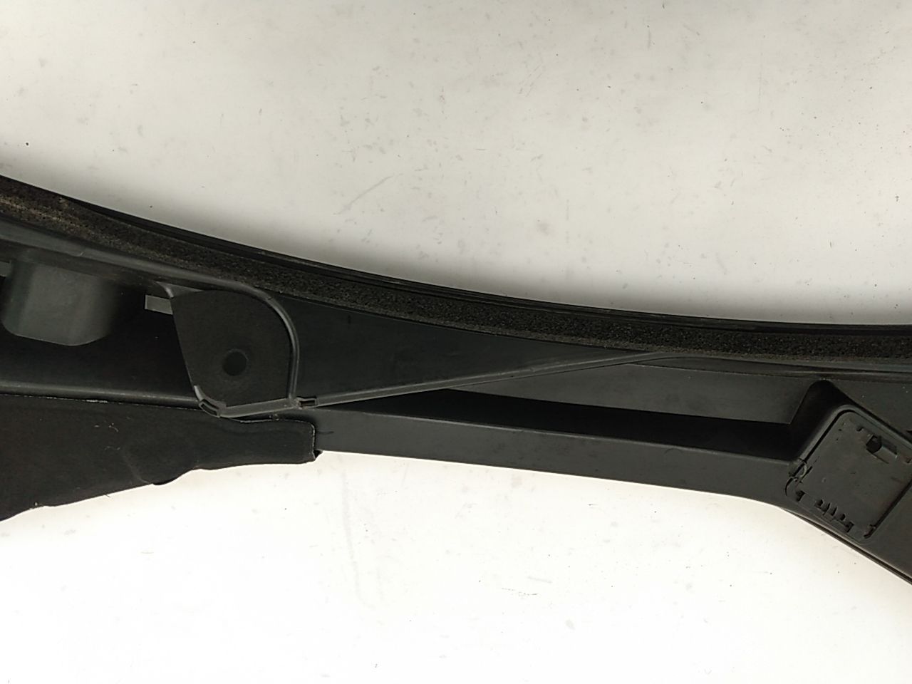 Alfa Romeo Giulia Windshield Wiper Cowl Panel