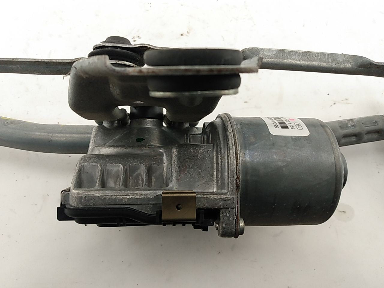 Alfa Romeo Giulia Front Windshield Wiper Transmission And Motor