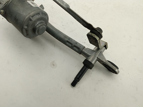 Alfa Romeo Giulia Front Windshield Wiper Transmission And Motor