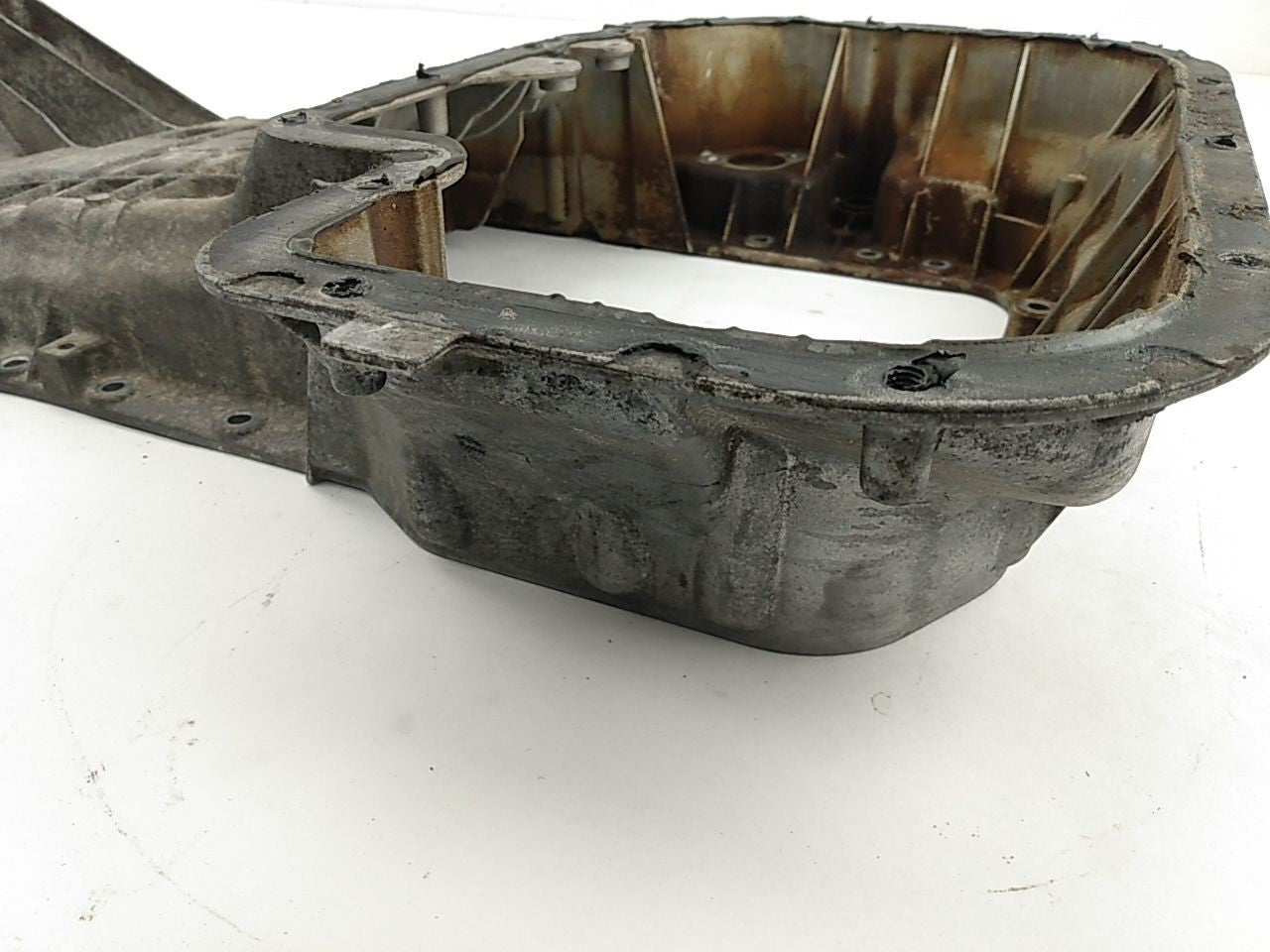 Mercedes S430 Upper Engine Oil Pan