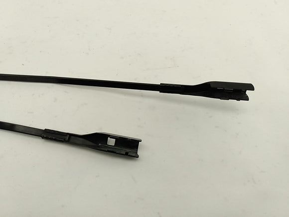 Alfa Romeo Giulia Pair Of Windshield Wiper Arms