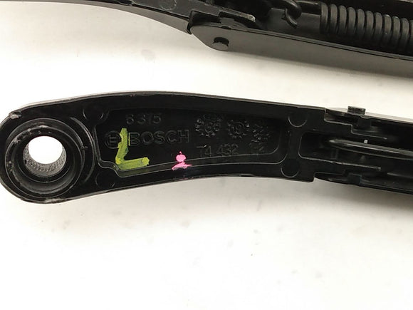 Alfa Romeo Giulia Pair Of Windshield Wiper Arms