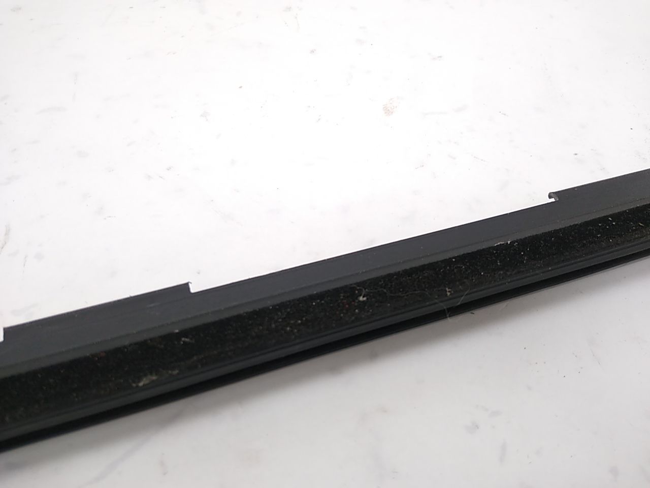 Alfa Romeo Giulia Passenger Right Front Exterior Door Window Molding Trim