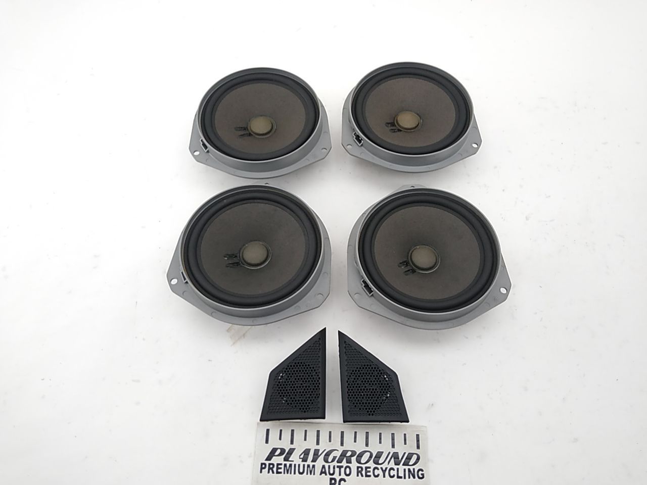 Alfa Romeo Giulia Set Of 6 Door Audio Speakers