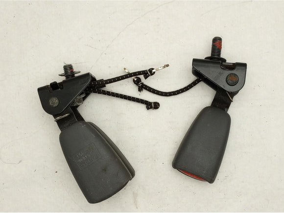 Volvo V70 Pair Of Rear Seat Belt Buckles