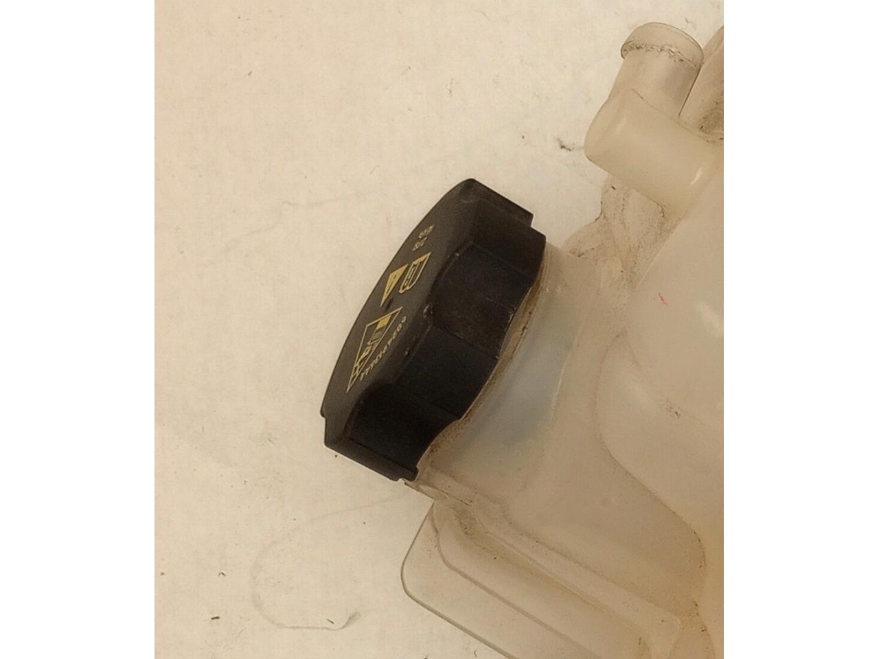 Alfa Romeo Giulia Water Coolant Reservoir