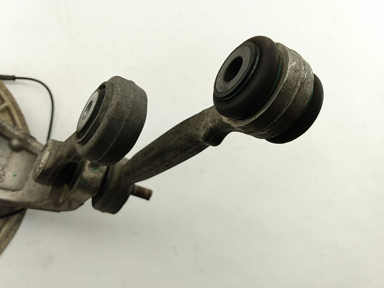 Alfa Romeo Giulia Driver Left Rear Spindle Knuckle Hub