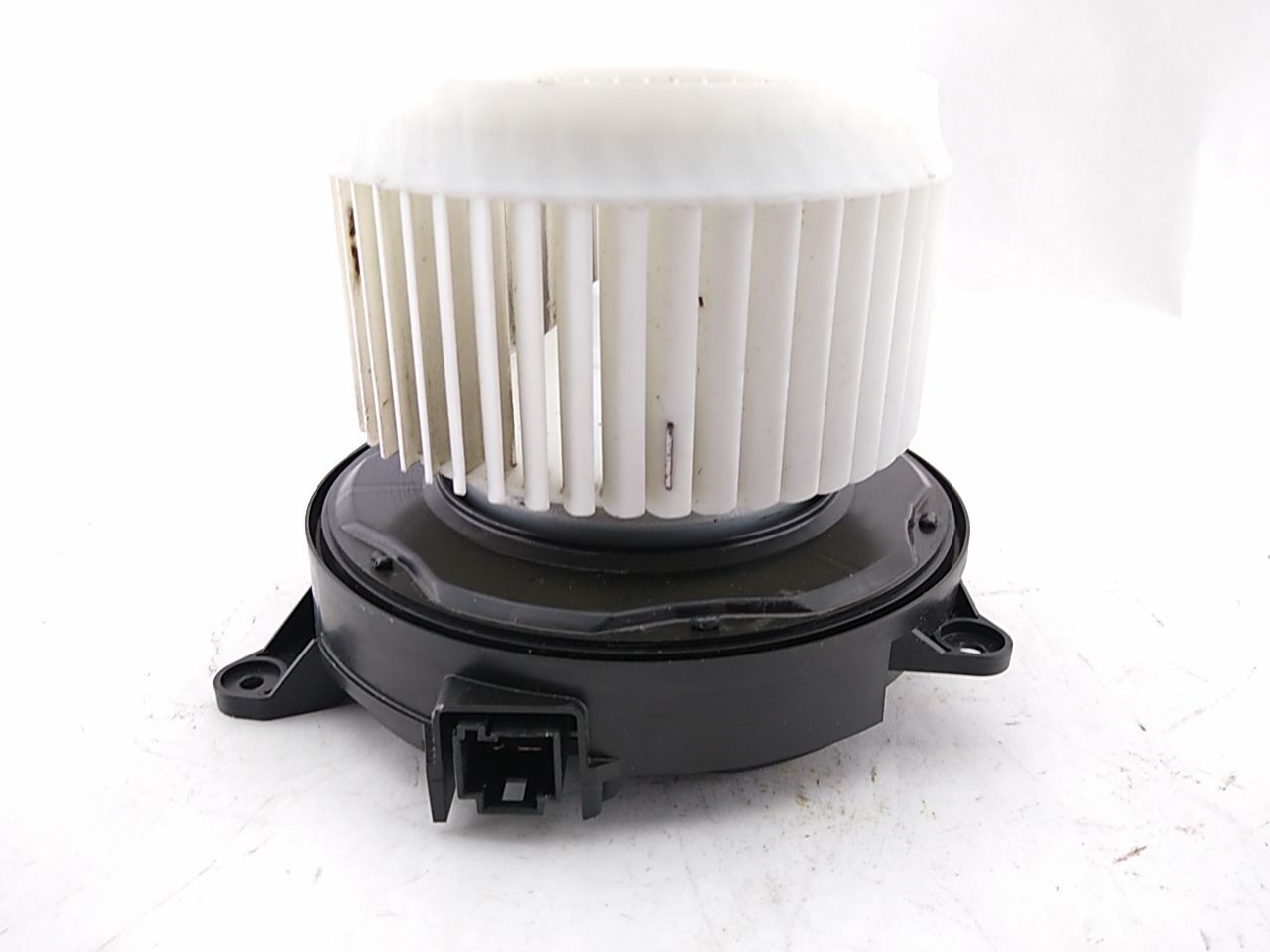 Alfa Romeo Giulia HVAC Blower Motor Fan