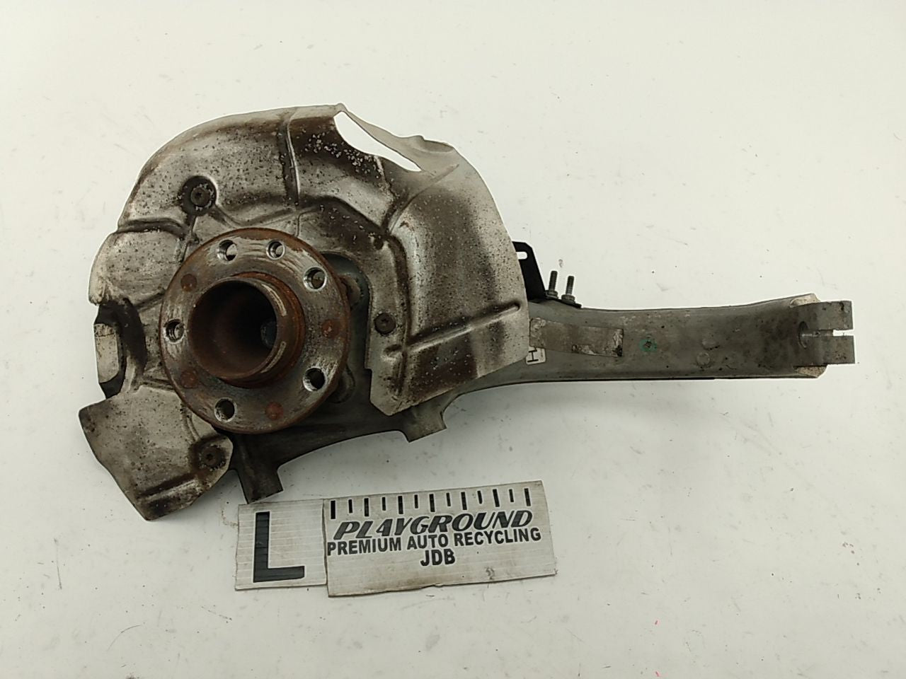 Alfa Romeo Giulia Driver Left Front Spindle Knuckle Hub