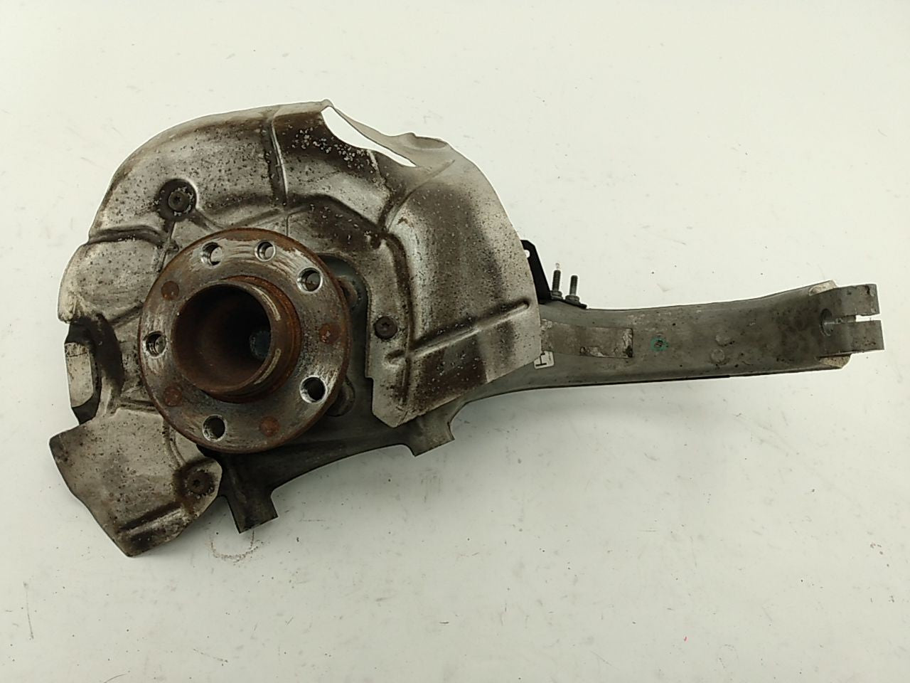 Alfa Romeo Giulia Driver Left Front Spindle Knuckle Hub - 0