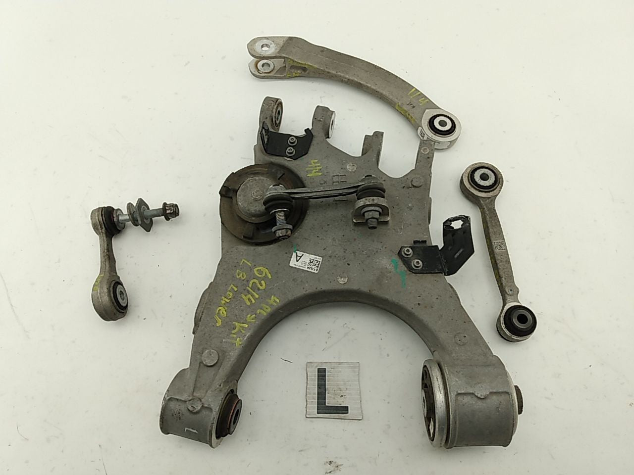 Alfa Romeo Giulia Set Of Driver Left Rear Lower Control Arms - 0