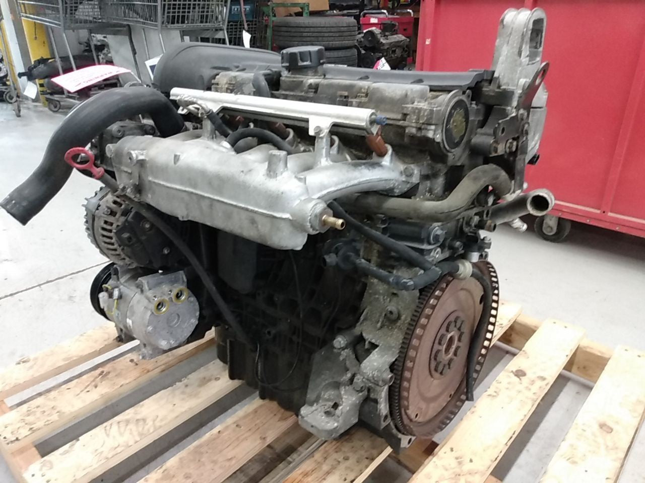 Volvo V70 Engine Assembly