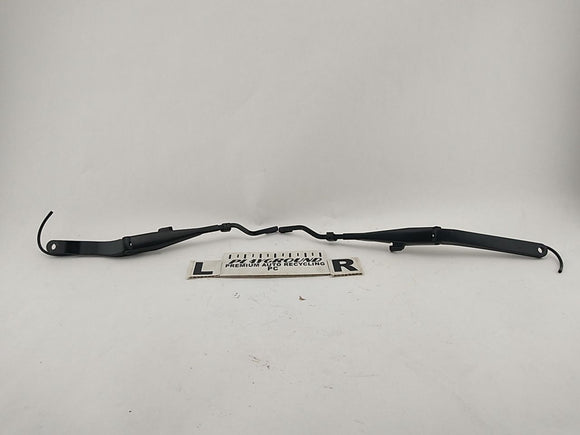 Pontiac Solstice Pair Of Windshield Wiper Arms