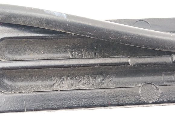 Pontiac Solstice Pair Of Windshield Wiper Arms