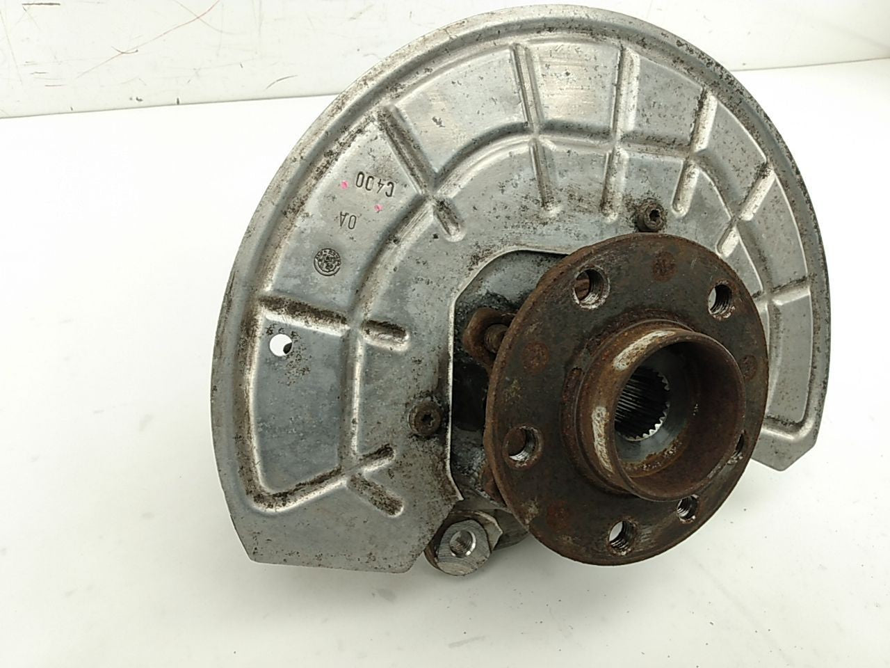 Alfa Romeo Giulia Driver Left Rear Spindle Knuckle Hub