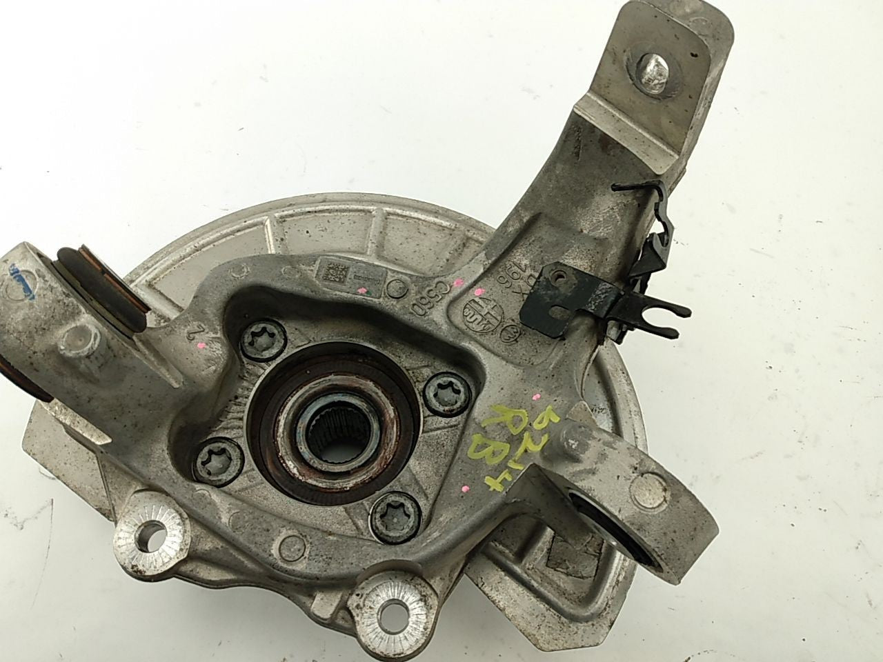 Alfa Romeo Giulia Passenger Right Rear Spindle Knuckle Hub