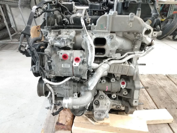 Alfa Romeo Giulia Engine Assembly With Accessories