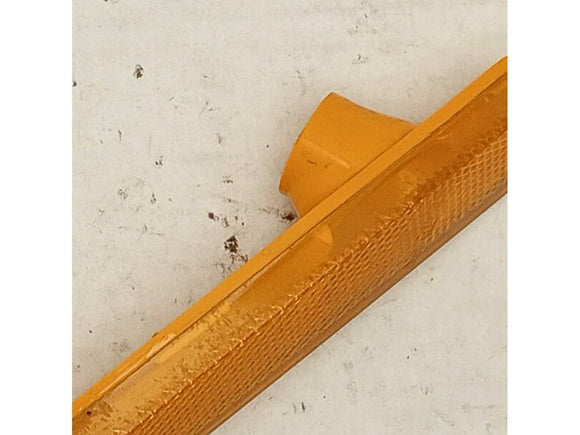 Pontiac Solstice Passenger Right Front Side Marker Reflector