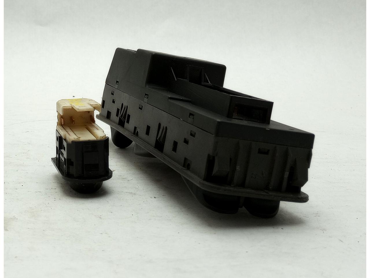 Saab 9-3 Master Power Window And Interior Light Switch