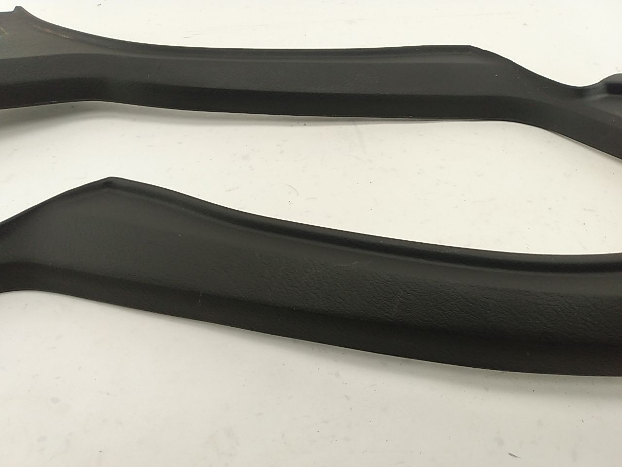 Jeep Cherokee Pair Of Rear Door Sill Trims