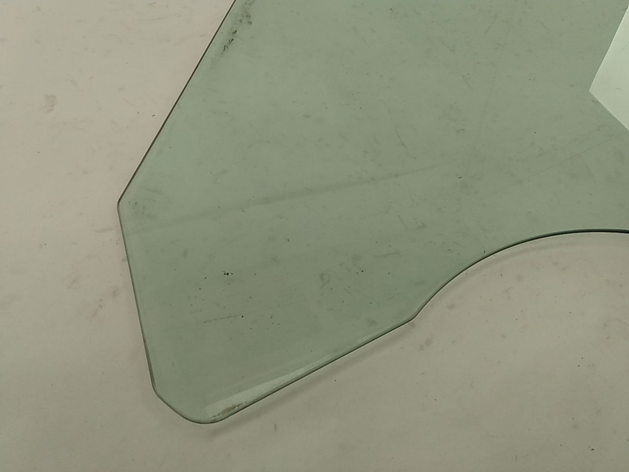 Jeep Cherokee Passenger Right Front Door Window Glass