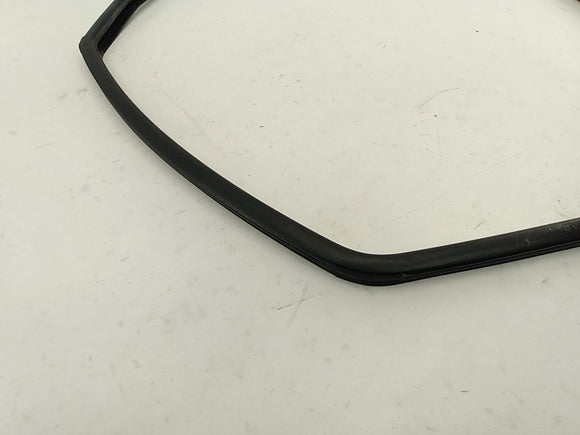 Jeep Cherokee Driver Left Front Window Glass Seal