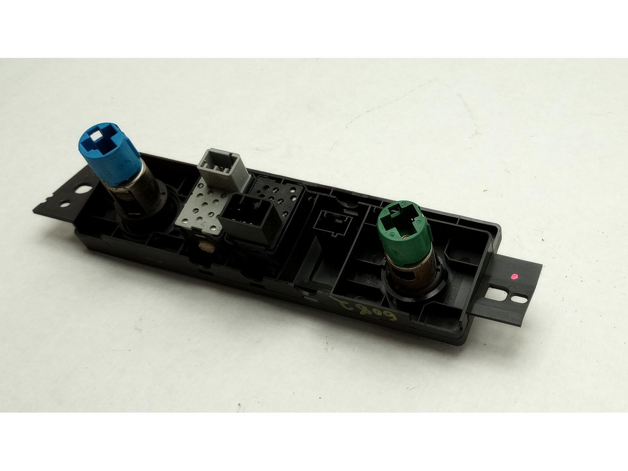 Jeep Cherokee Center Dash Switch Panel